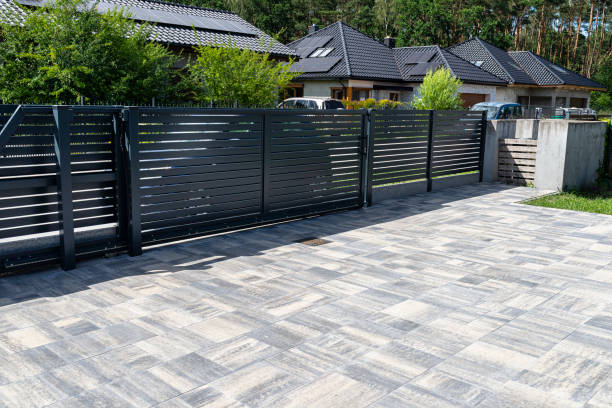 Best Local Driveway Pavers  in Schaumburg, IL